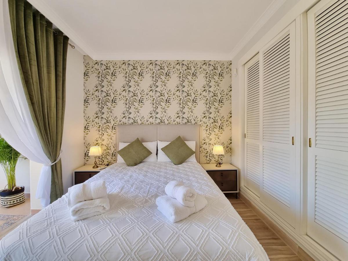 Luxury Hacienda Playa Apartment Марбеля Екстериор снимка