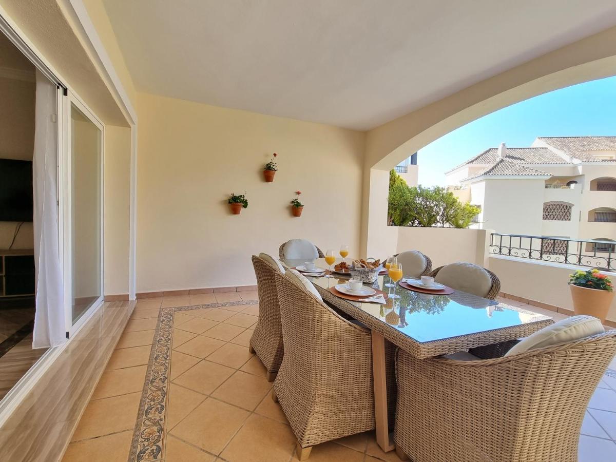 Luxury Hacienda Playa Apartment Марбеля Екстериор снимка