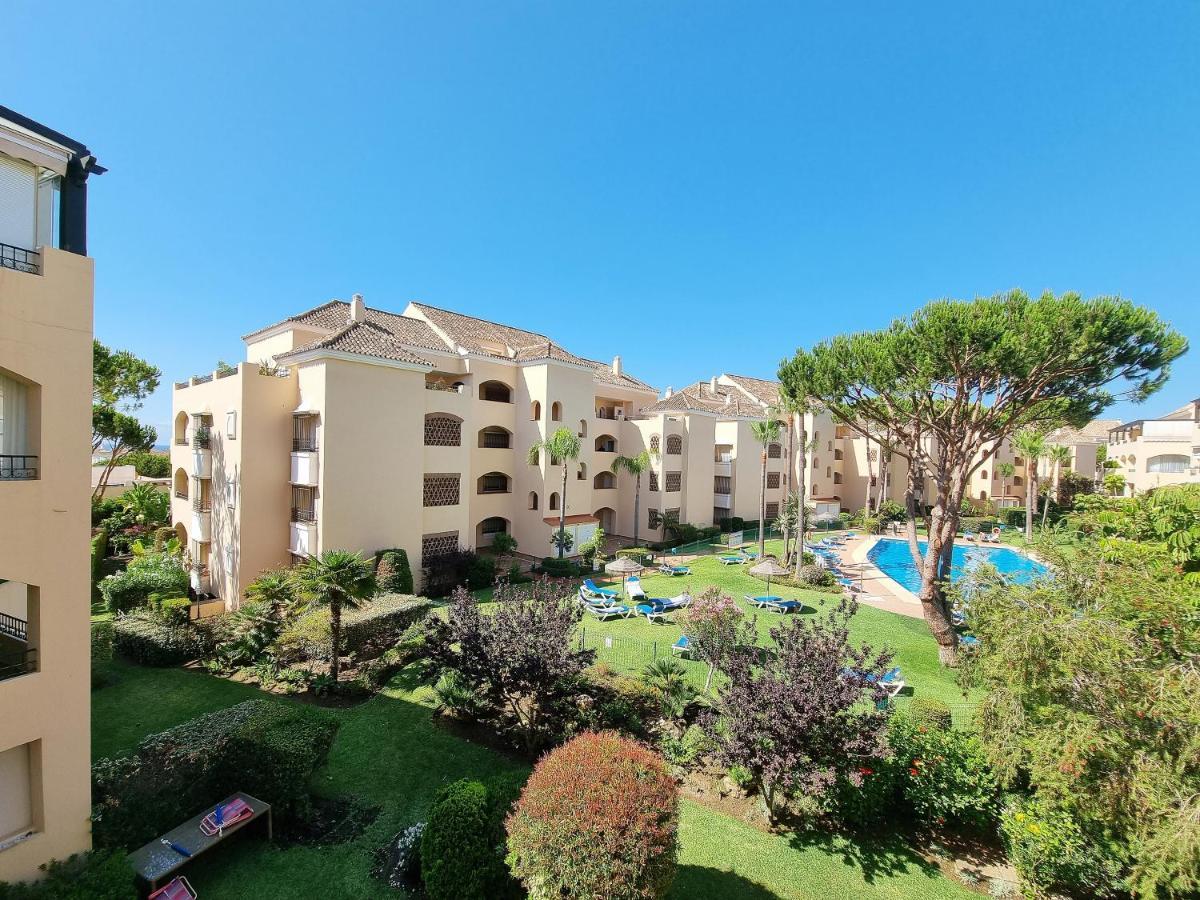 Luxury Hacienda Playa Apartment Марбеля Екстериор снимка
