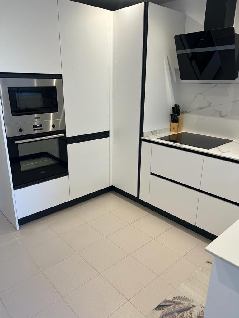 Luxury Hacienda Playa Apartment Марбеля Екстериор снимка