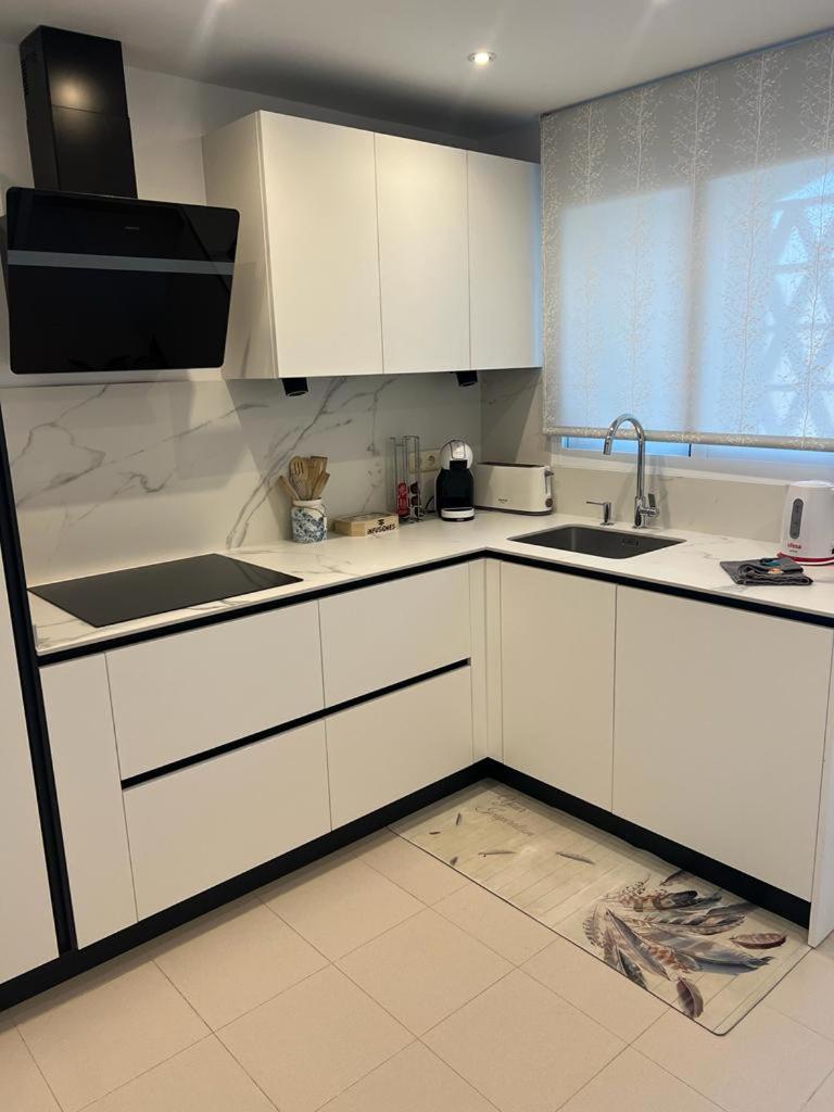 Luxury Hacienda Playa Apartment Марбеля Екстериор снимка